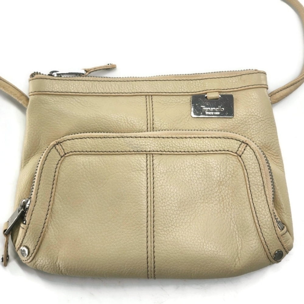 Tignanello Cream Tan Leather Outer Pouch Wallet Organizer Zip-Close Crossbody - Picture 2 of 12